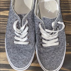 Women’s Vans shoes